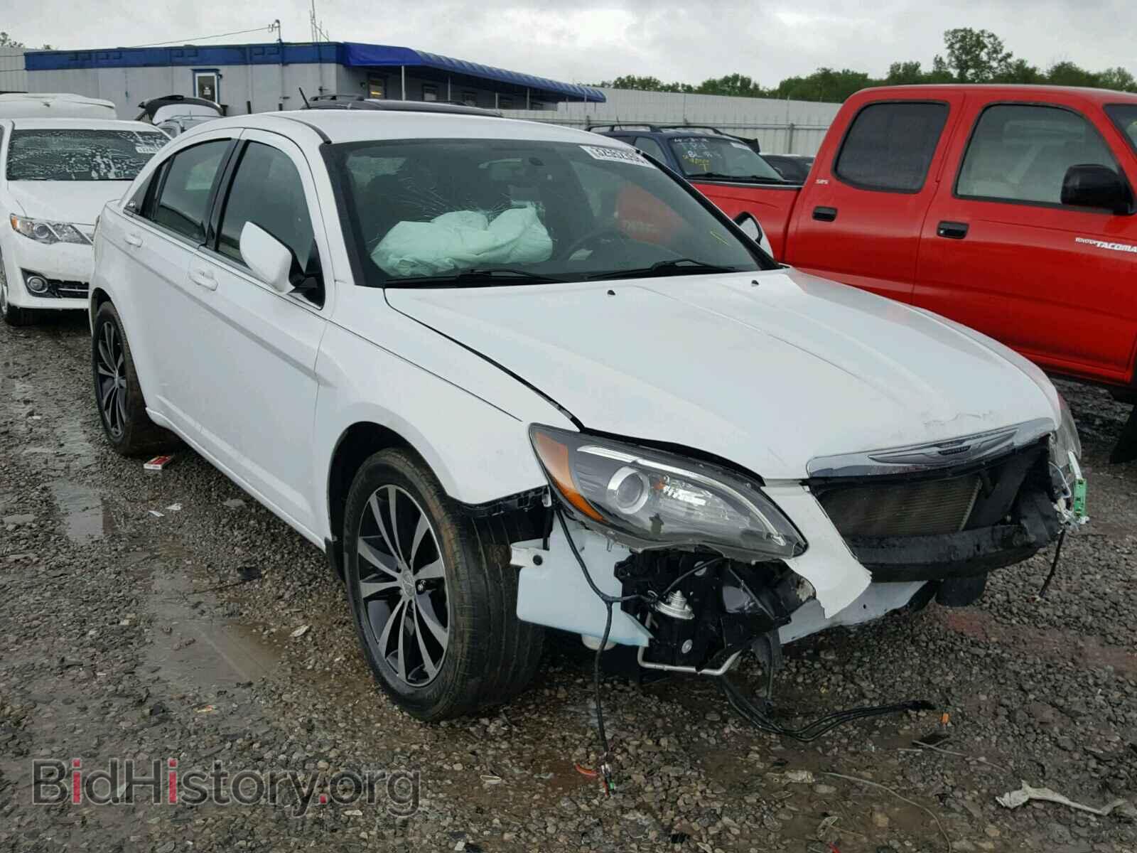 Фотография 1C3CCBBG5EN115556 - CHRYSLER 200 2014
