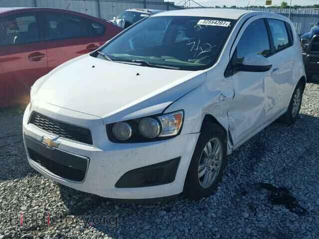2012 CHEVROLET SONIC - VIN: 1G1JA6SHXC4142160 - Фото 2