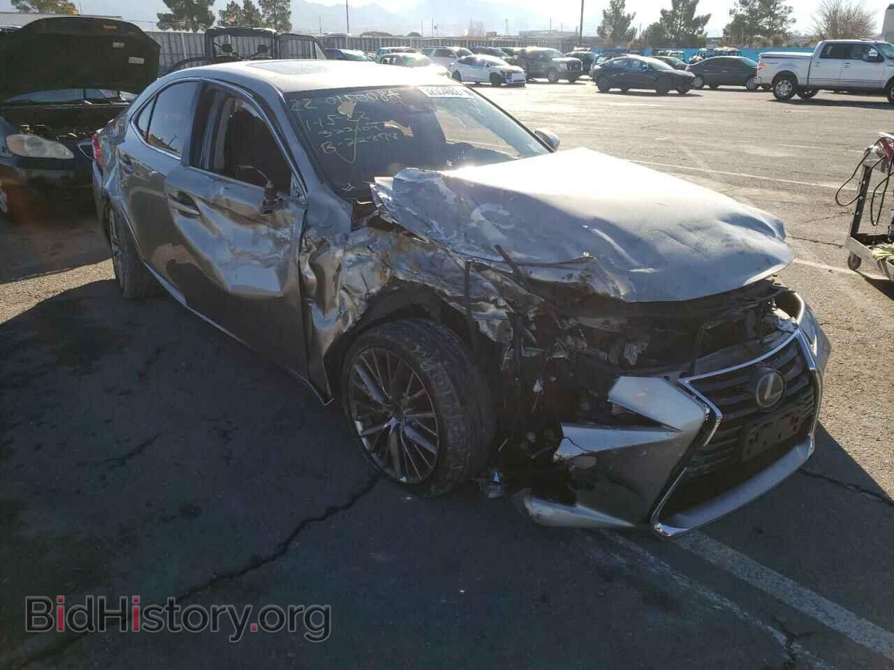 Photo JTHBA1D22H5051259 - LEXUS IS 2017