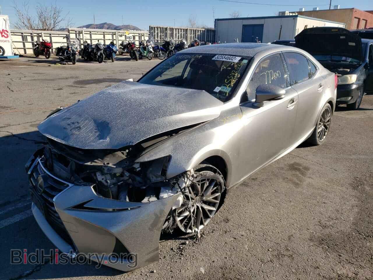 2017 LEXUS IS - VIN: JTHBA1D22H5051259 - Фото 2