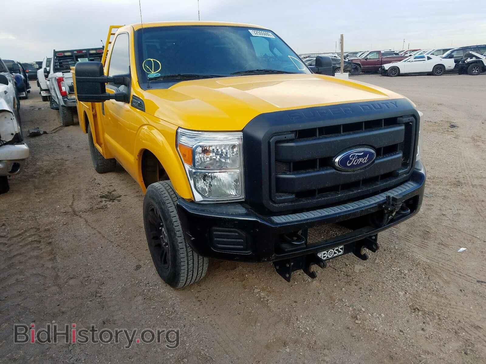 Photo 1FTRF3B69FEA00440 - FORD F350 2015