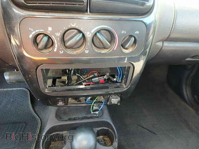2000 DODGE NEON - VIN: 1B3ES46C8YD593931 - Фото 9