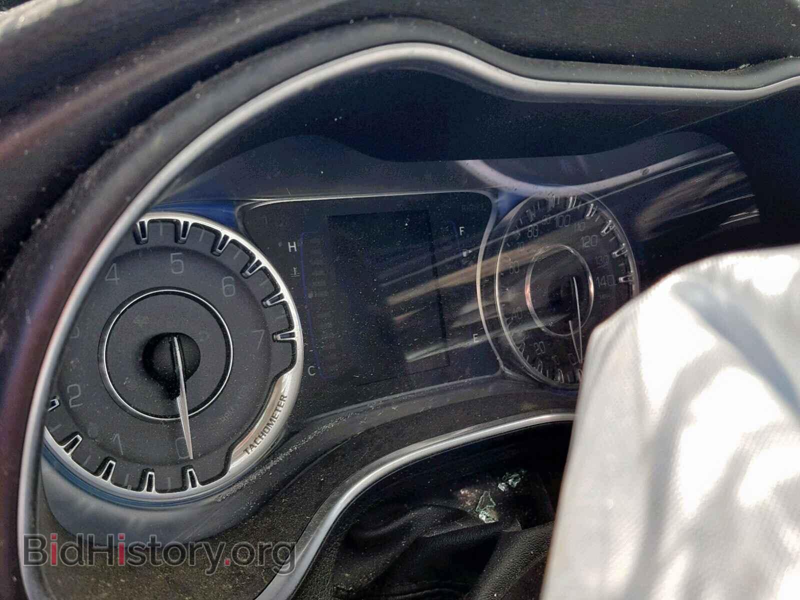 2016 CHRYSLER 200 - VIN: 1C3CCCAB0GN179311 - Photo 8