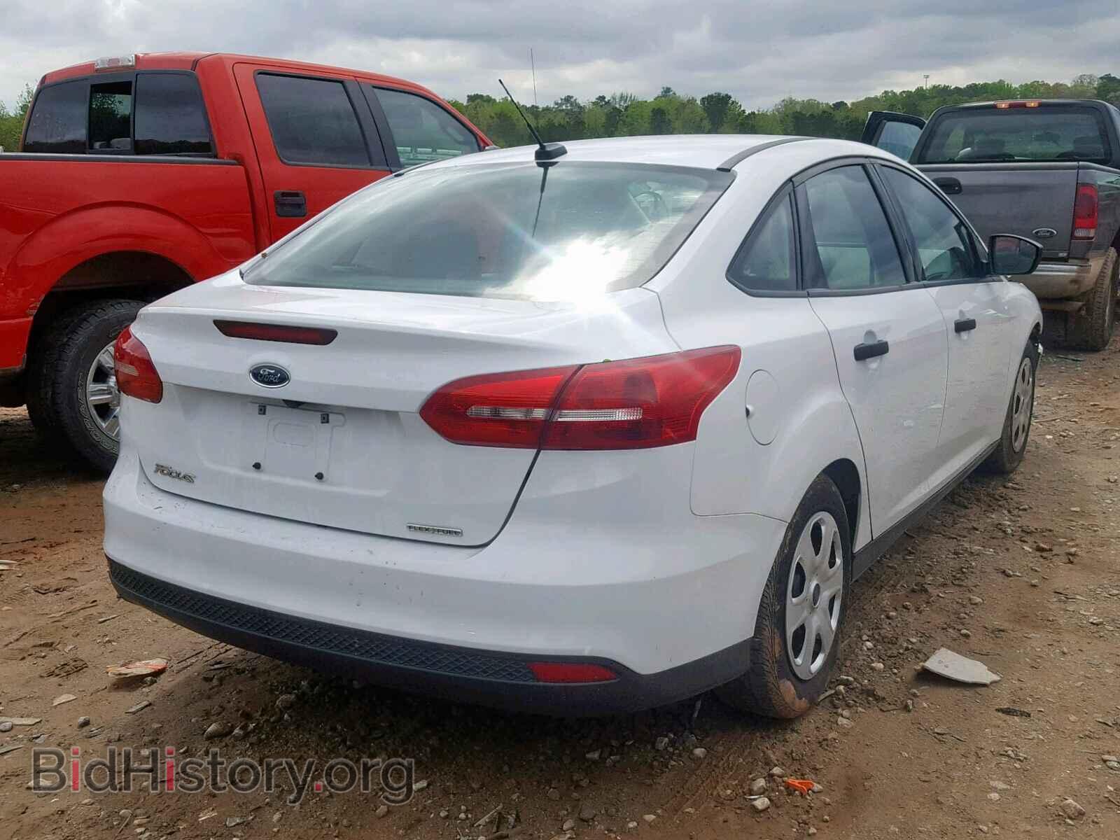2016 FORD FOCUS - VIN: 1FADP3E22GL368462 - Photo 4
