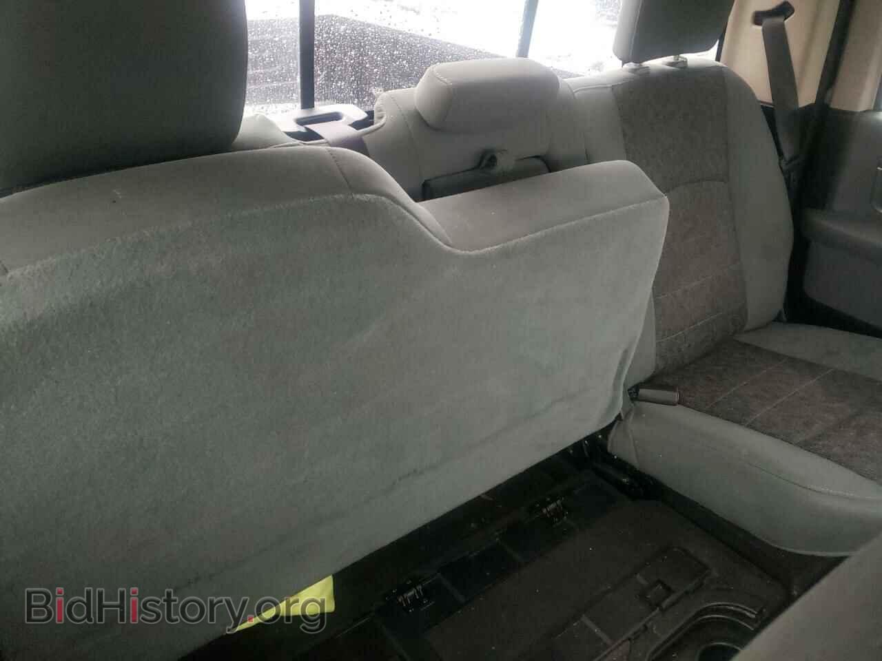 2015 RAM 1500 - VIN: 3C6RR7LT6FG629611 - Фото 6