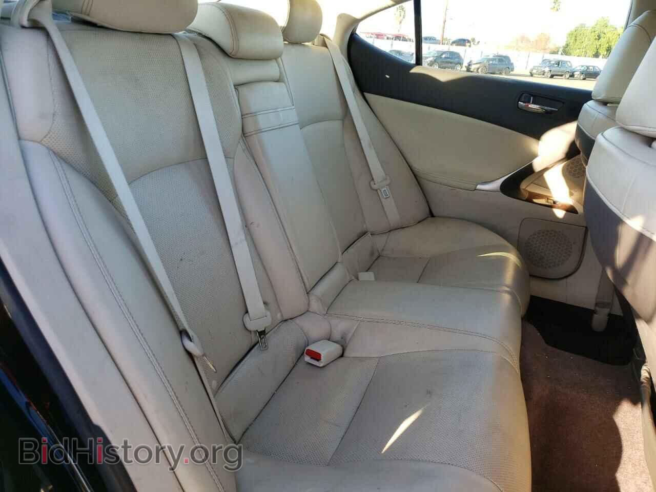2011 LEXUS IS - VIN: JTHBF5C21B5138605 - Photo 6