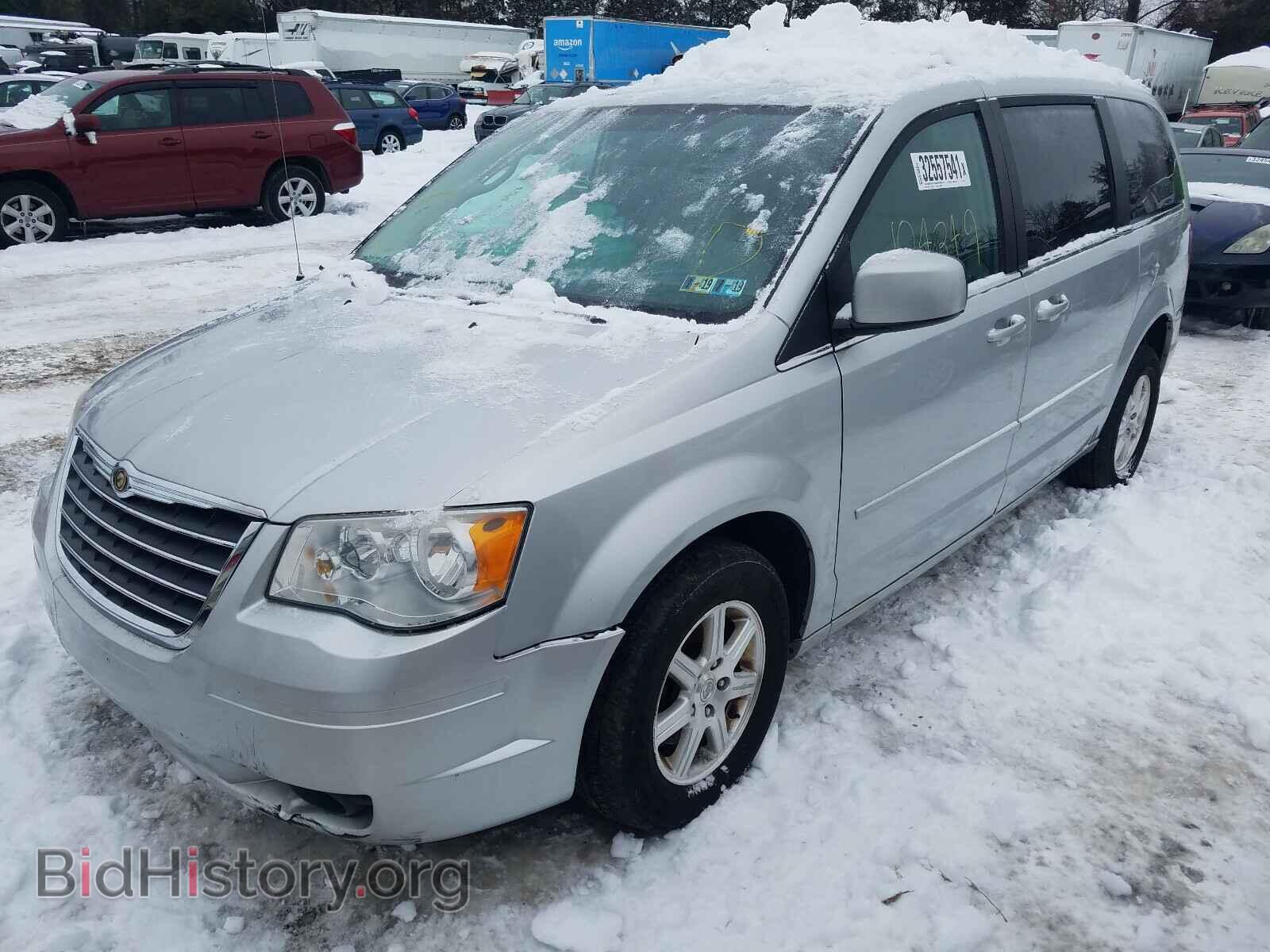 2008 CHRYSLER MINIVAN - VIN: 2A8HR54P78R635207 - Фото 2
