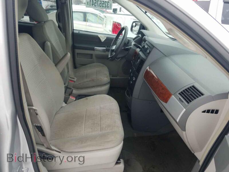 2008 Chrysler MINIVAN (VIN 2A8HR54P78R635207) — фото 5 из 10