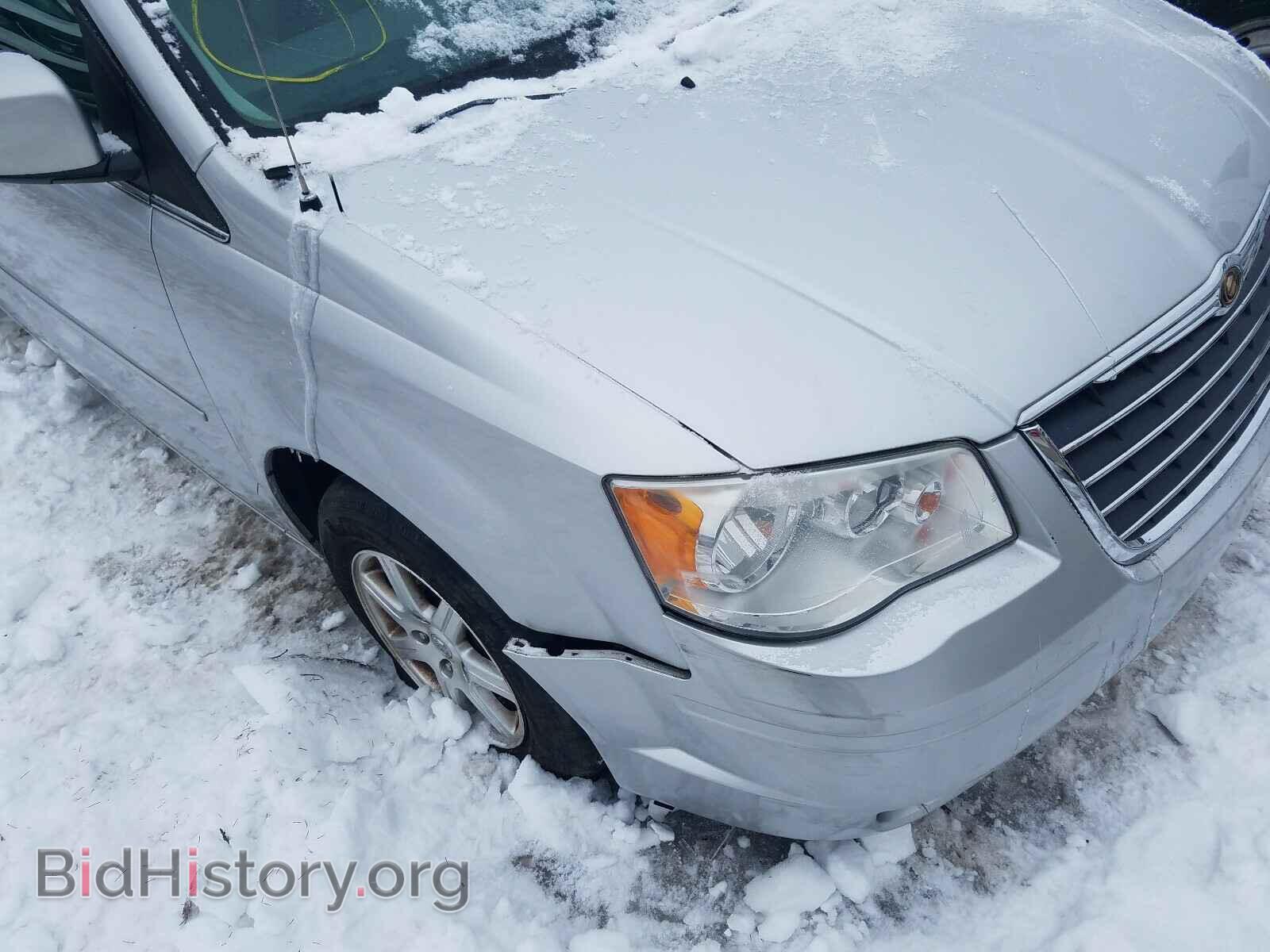 2008 CHRYSLER MINIVAN - VIN: 2A8HR54P78R635207 - Фото 9