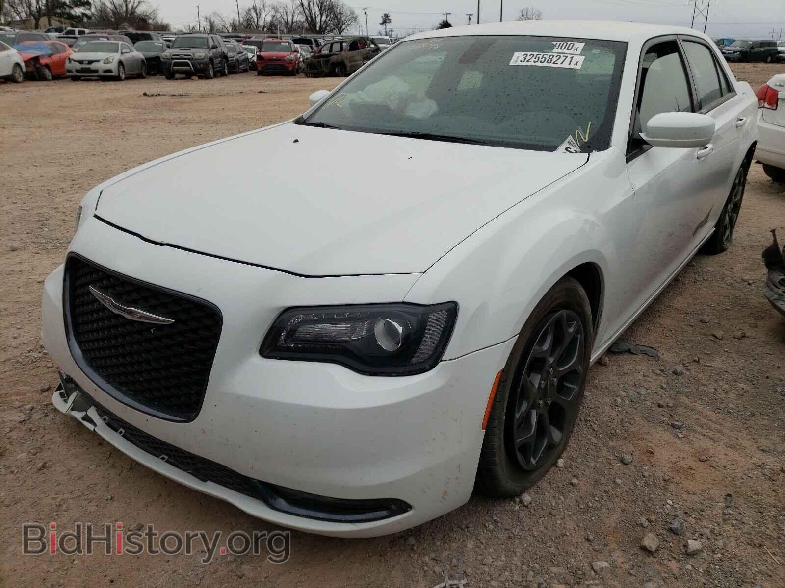 2017 CHRYSLER 300 - VIN: 2C3CCAGG3HH545098 - Фото 2