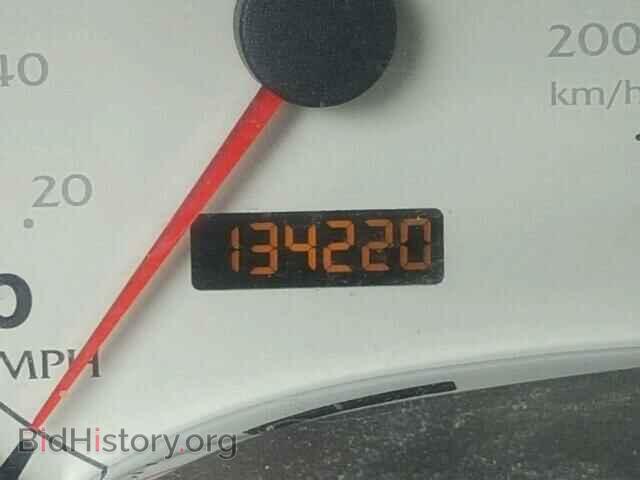 2004 SATURN VUE - VIN: 5GZCZ33D04S810515 - Фото 8