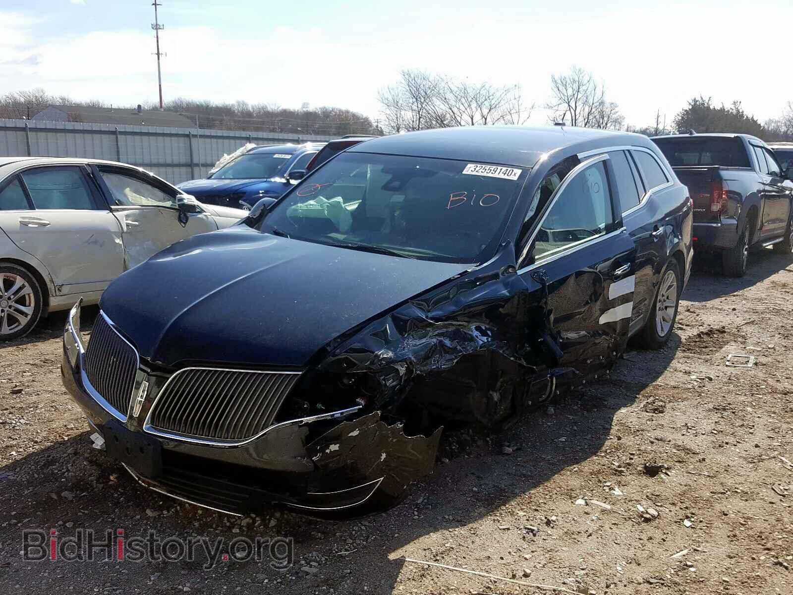 2013 LINCOLN MKT - VIN: 2LMGJ5M93DBL55721 - Photo 2