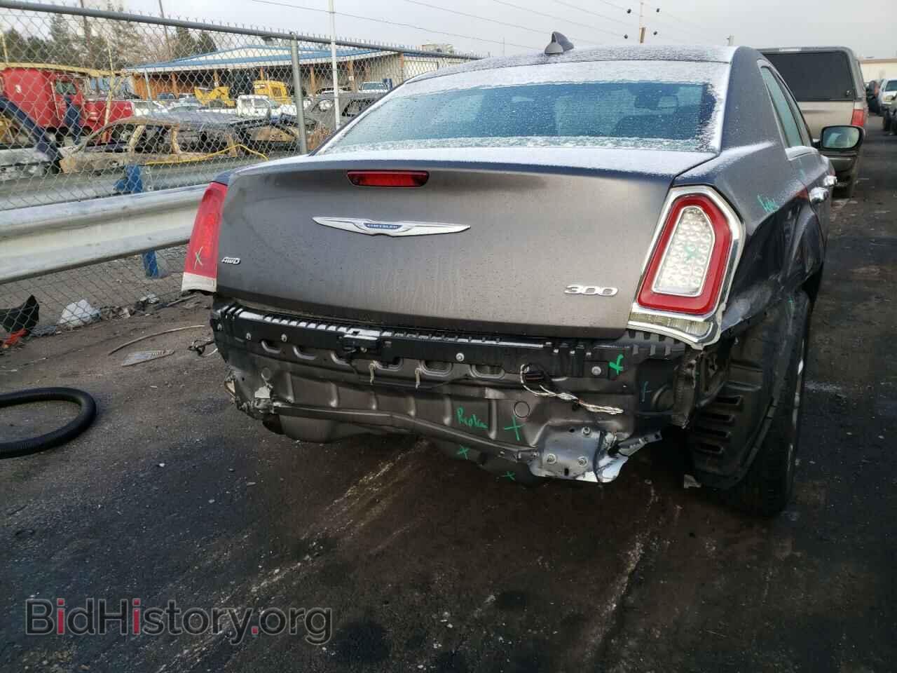 2018 CHRYSLER 300 - VIN: 2C3CCAKGXJH268382 - Фото 9
