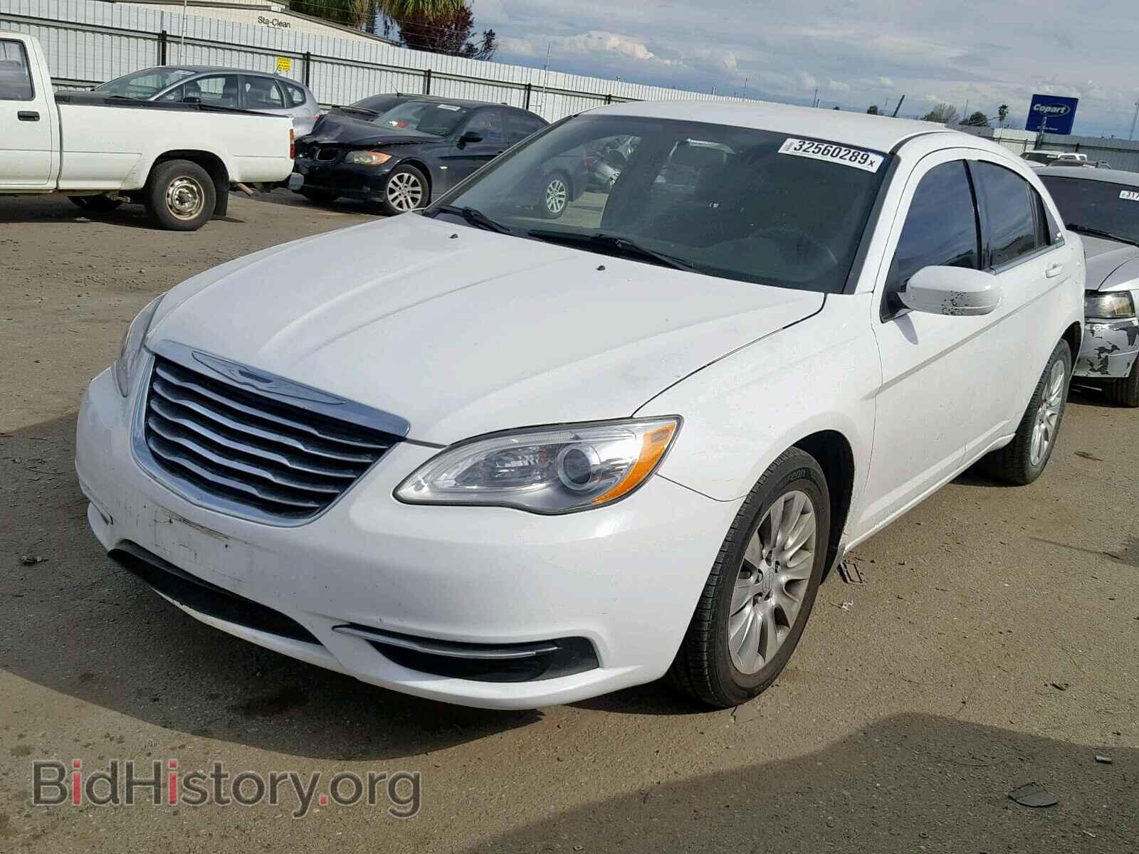 2013 CHRYSLER 200 - VIN: 1C3CCBAB0DN686876 - Photo 2
