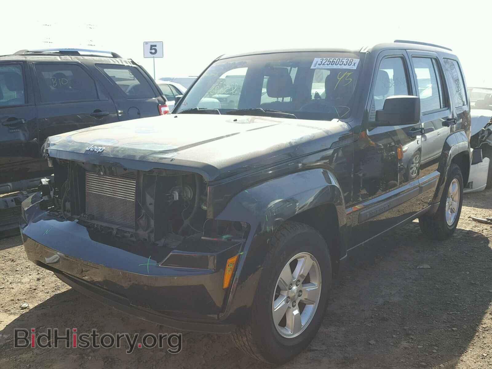 2011 JEEP LIBERTY - VIN: 1J4PP2GK2BW569746 - Фото 2