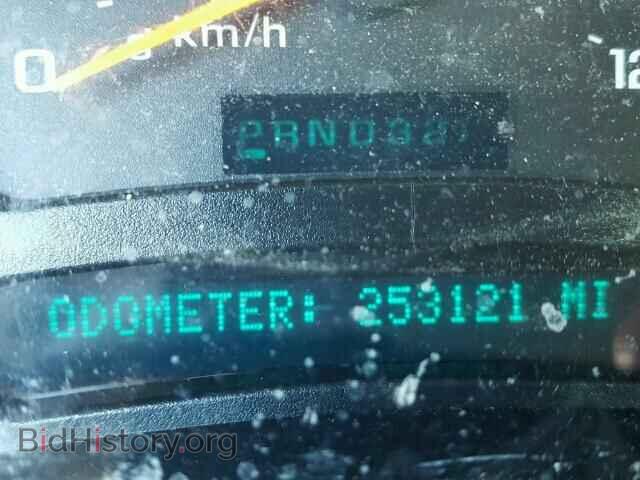 2005 CHEVROLET SILVERADO - VIN: 1GCHC24U15E304063 - Фото 8
