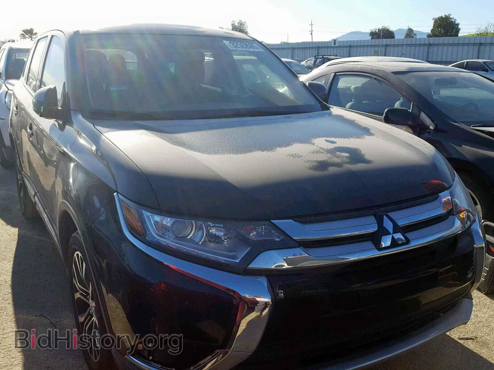 Photo JA4AD2A38HZ018129 - MITSUBISHI OUTLANDER 2017
