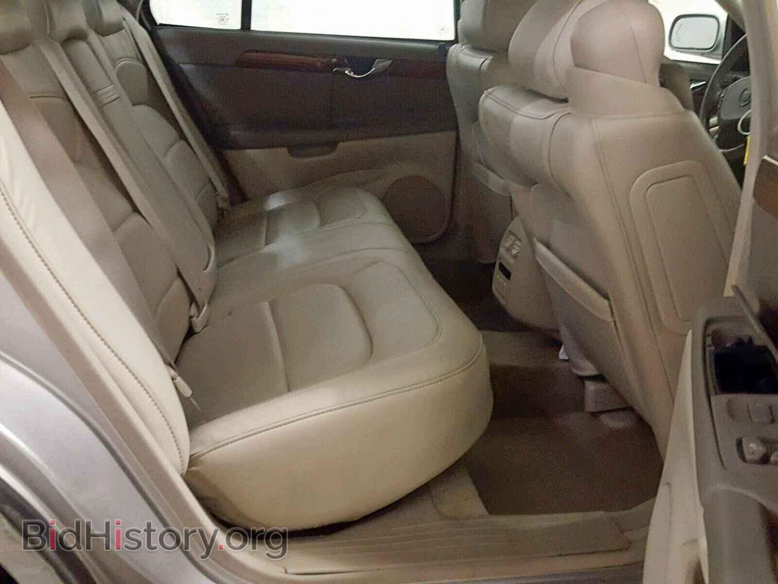 2004 CADILLAC DEVILLE - VIN: 1G6KD54Y04U176624 - Photo 6