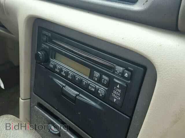 2000 MAZDA 626 - VIN: 1YVGF22C1Y5114372 - Фото 9