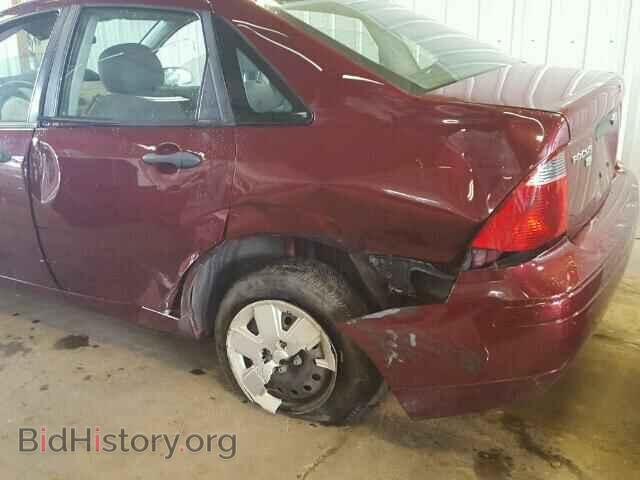 2007 FORD FOCUS - VIN: 1FAHP34N37W345770 - Фото 10