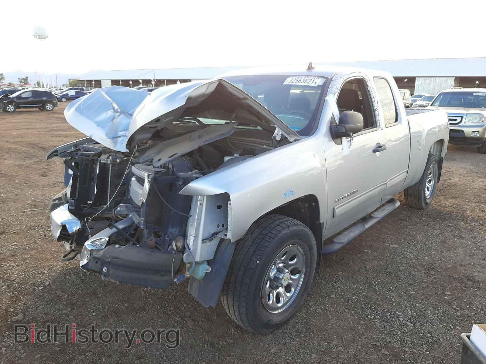 2011 CHEVROLET SILVERADO - VIN: 1GCRKREA1BZ206966 - Фото 2