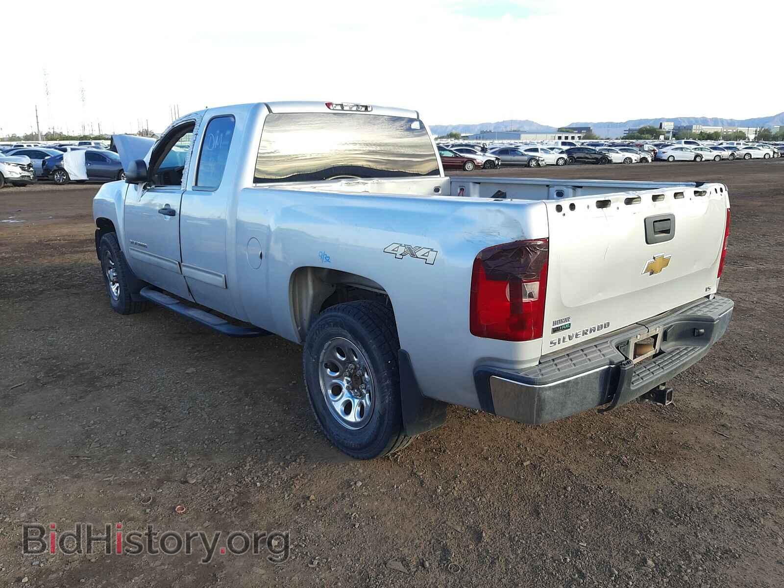 2011 CHEVROLET SILVERADO - VIN: 1GCRKREA1BZ206966 - Фото 3