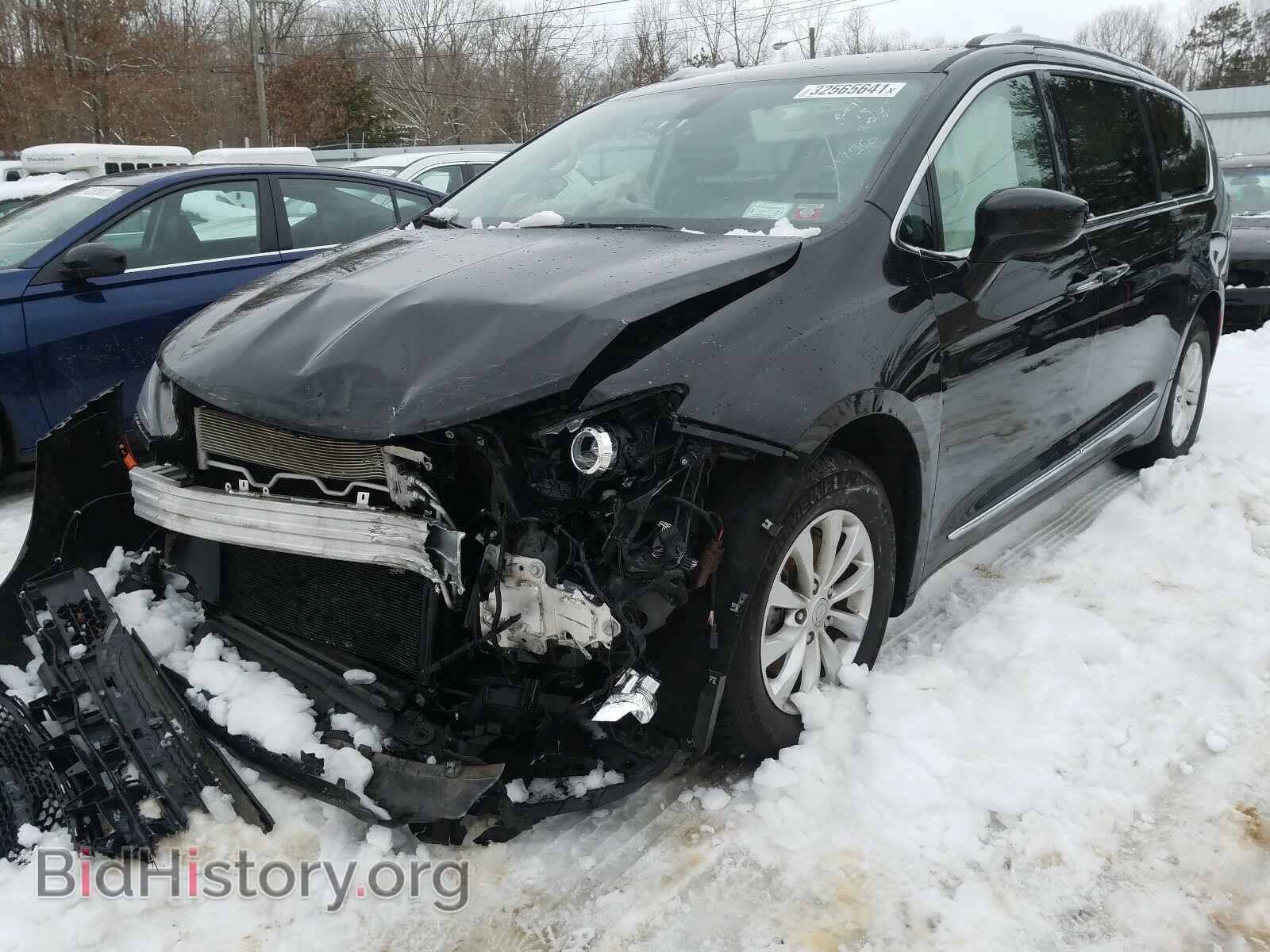 2019 CHRYSLER PACIFICA - VIN: 2C4RC1BG9KR673196 - Photo 2