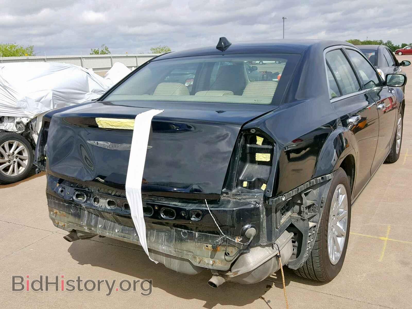 2011 CHRYSLER 300 - VIN: 2C3CA5CG6BH594192 - Фото 4