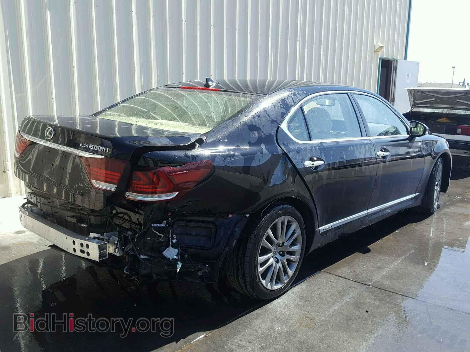 2013 LEXUS LS600 - VIN: JTHDU1EF0D5016909 - Photo 4