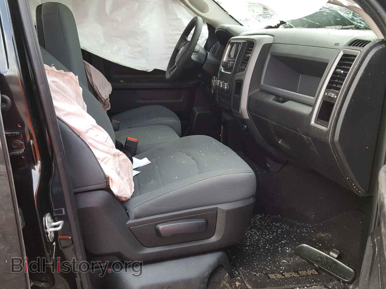2017 RAM 1500 ST - VIN: 1C6RR6FG0HS844762 - Фото 5