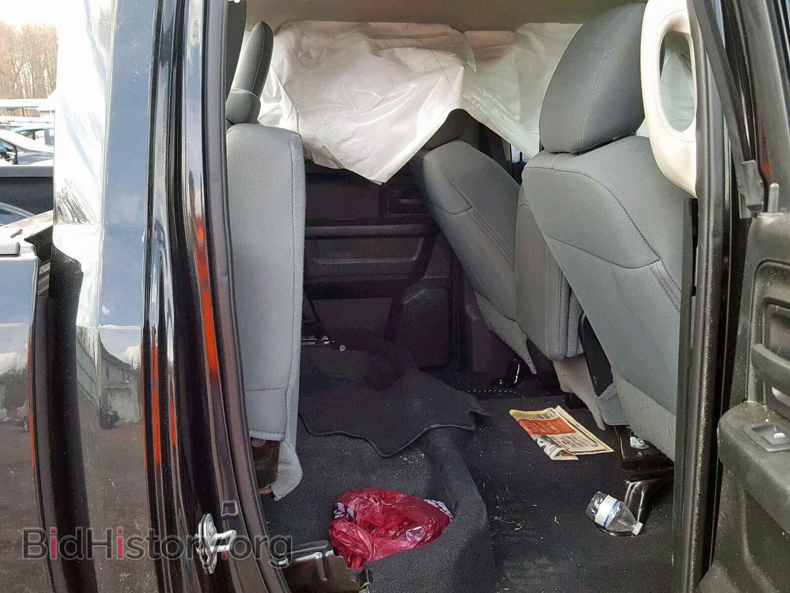 2017 RAM 1500 ST - VIN: 1C6RR6FG0HS844762 - Фото 6