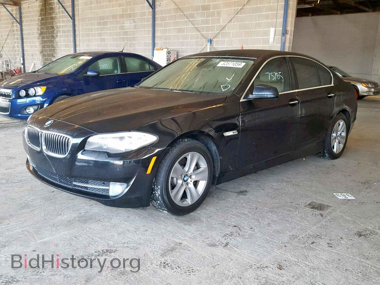 2012 BMW 5 SERIES - VIN: WBAXG5C52CDX02054 - Фото 2