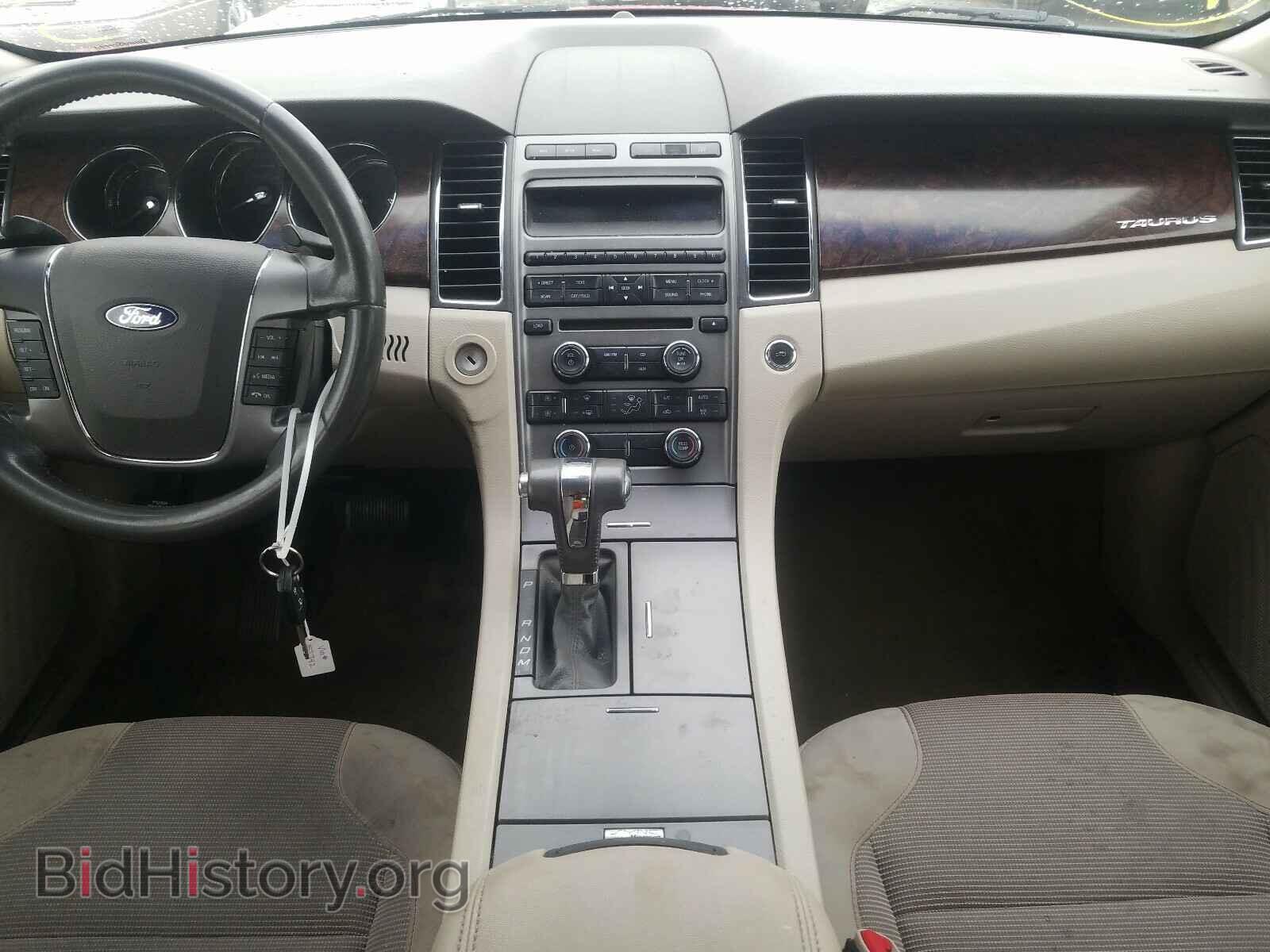 2011 FORD TAURUS - VIN: 1FAHP2HW8BG152742 - Фото 9