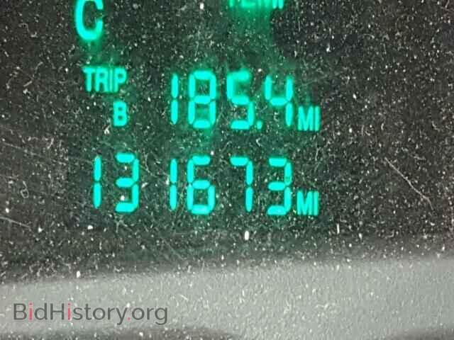 2001 CADILLAC DEVILLE - VIN: 1G6KD54Y71U143356 - Photo 8