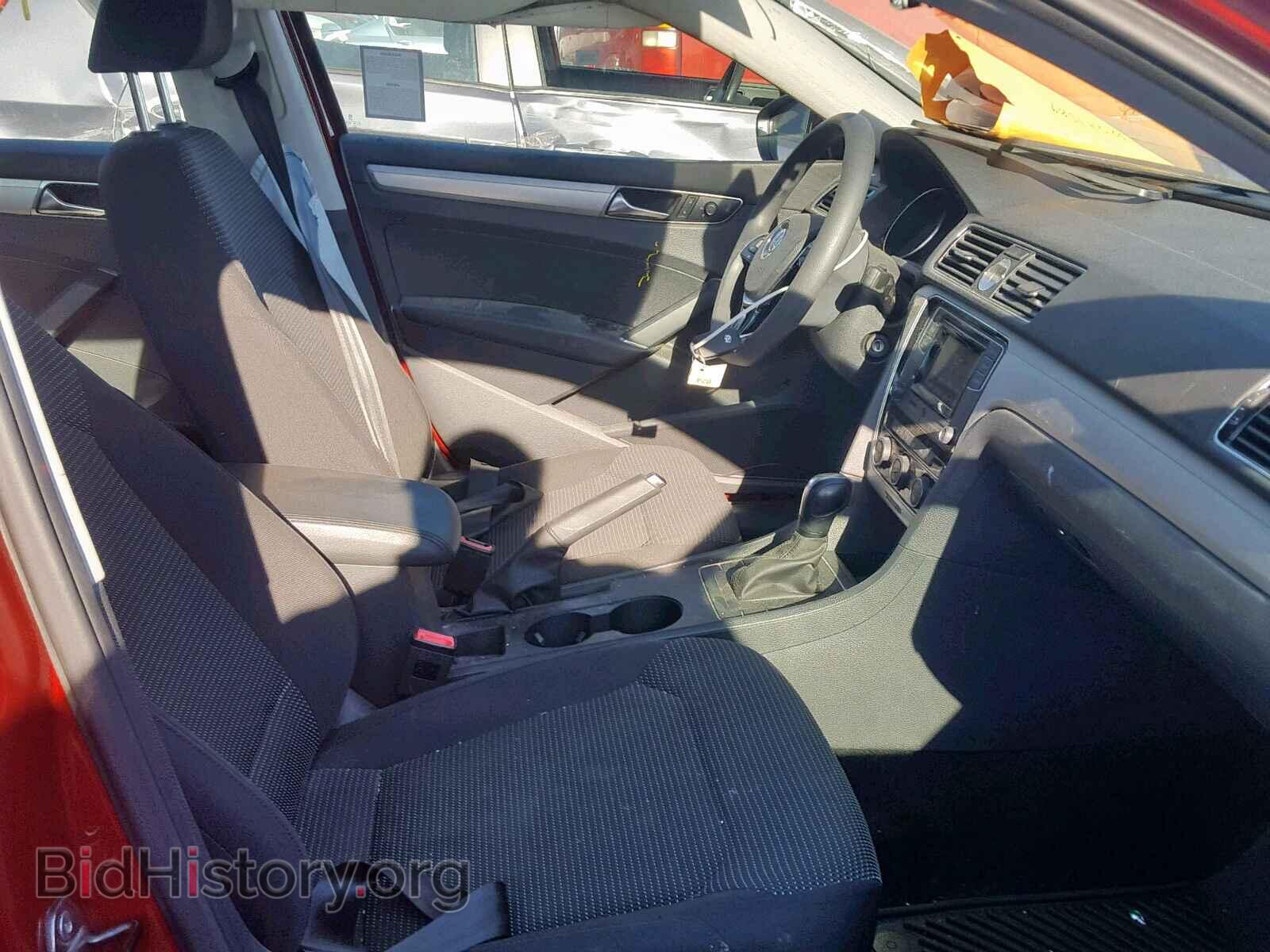 2017 VOLKSWAGEN PASSAT - VIN: 1VWAT7A32HC002739 - Фото 5