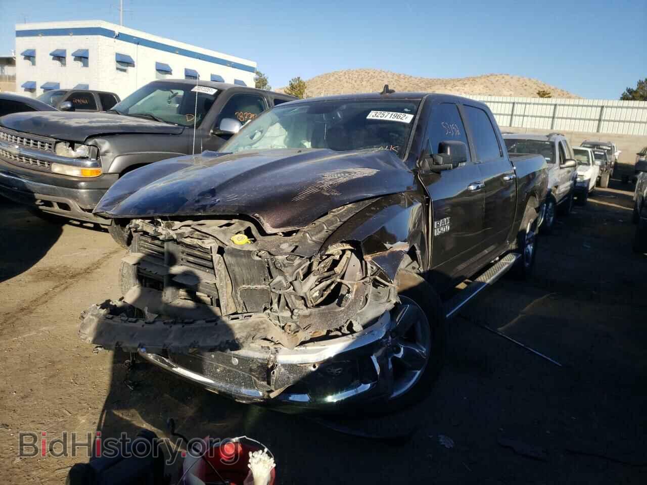2016 RAM 1500 - VIN: 3C6RR6LT7GG343486 - Фото 2