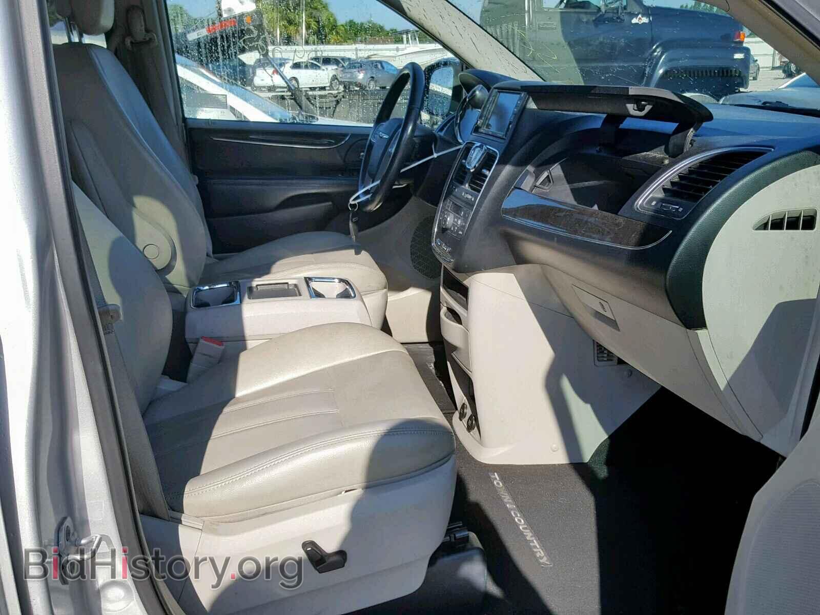 2011 CHRYSLER TOWN & COU - VIN: 2A4RR8DG1BR608017 - Фото 5