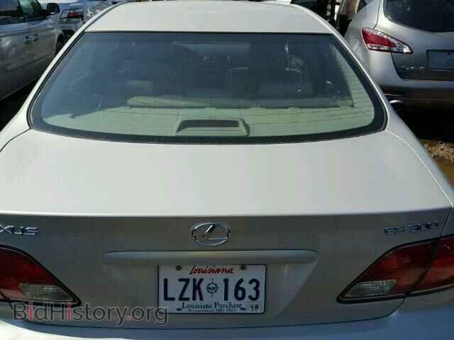 2002 LEXUS ES300 - VIN: JTHBF30GX20045826 - Фото 9