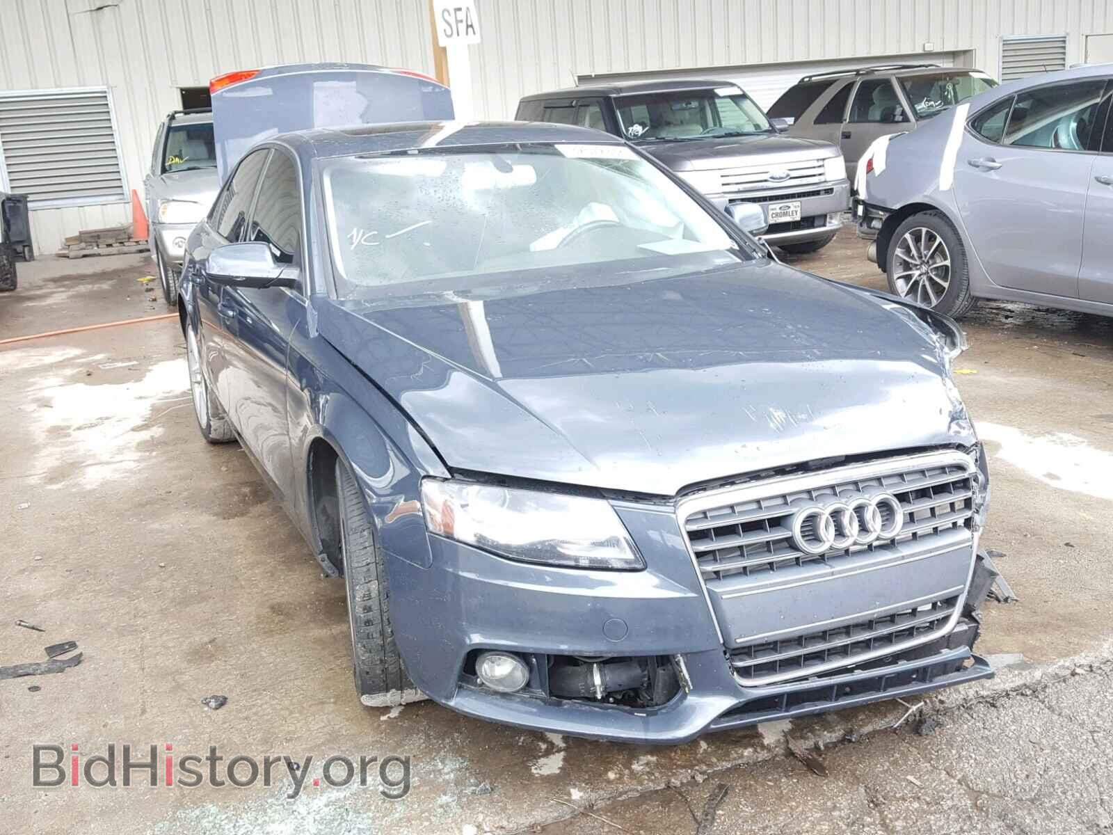 Фотография WAUEFAFLXBN044134 - AUDI A4 2011