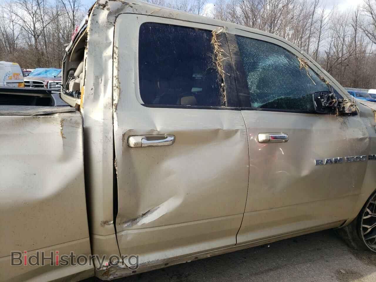 2011 DODGE RAM 1500 - VIN: 1D7RB1GT9BS554268 - Фото 6