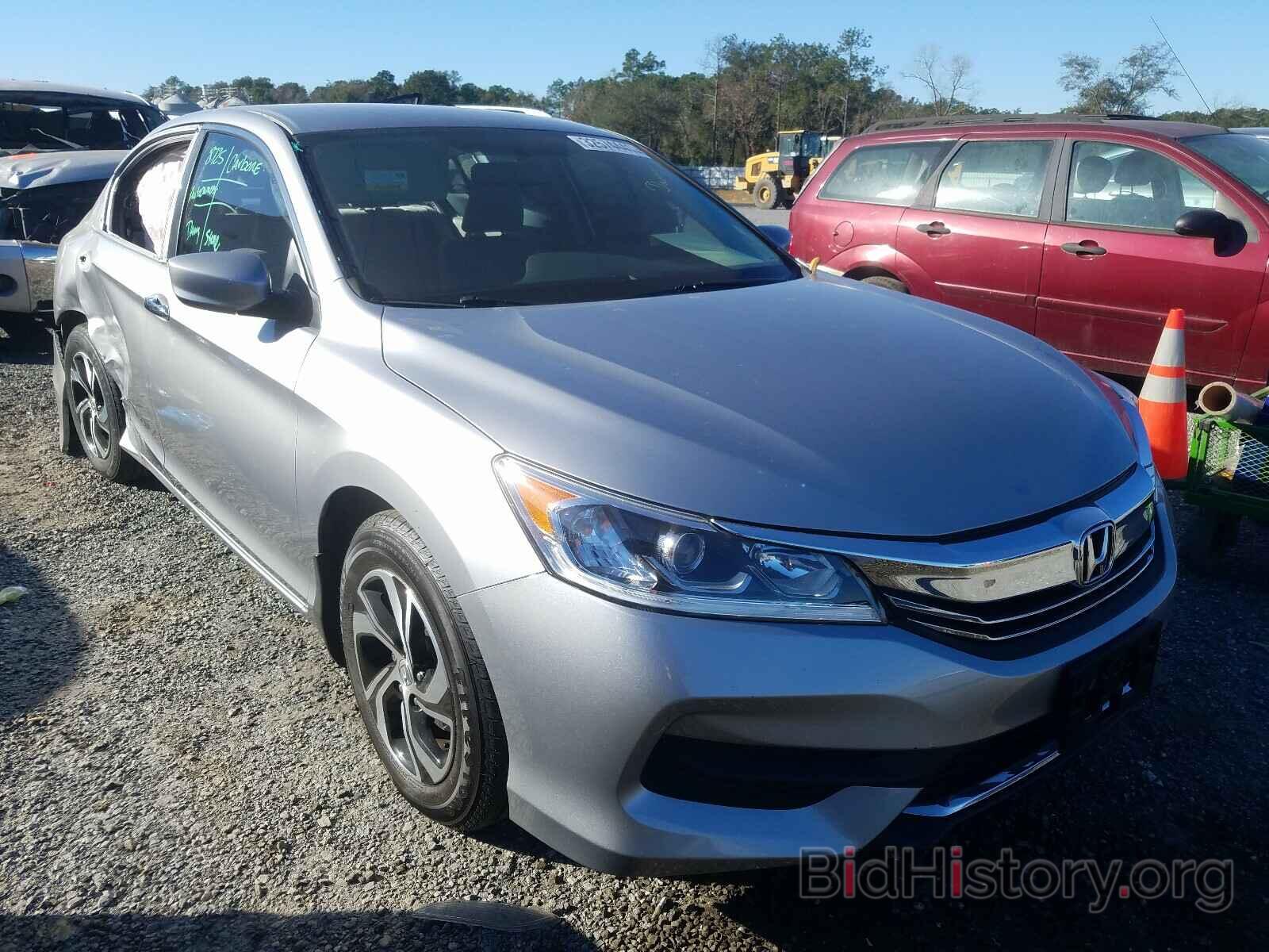 Photo 1HGCR2F30HA240950 - HONDA ACCORD 2017