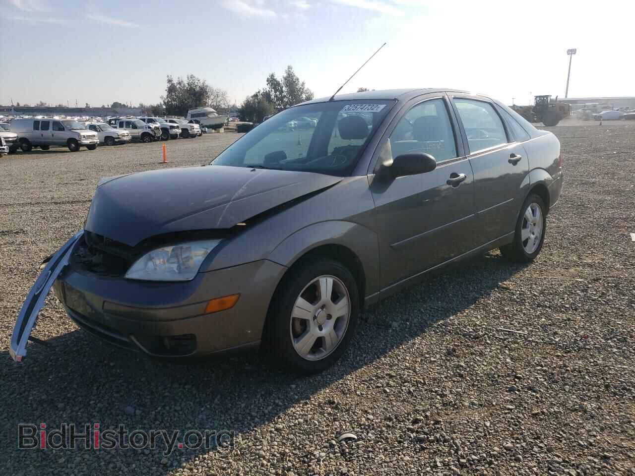 2007 FORD FOCUS - VIN: 1FAHP34N87W222529 - Фото 2