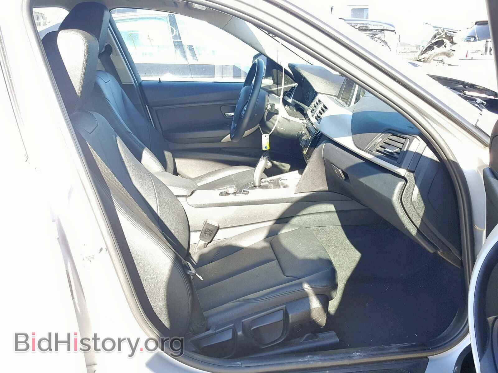 2016 BMW 3 SERIES - VIN: WBA8A9C55GK617921 - Фото 5