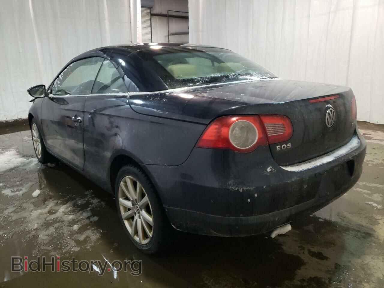2011 VOLKSWAGEN EOS - VIN: WVWBA7AH4BV002102 - Фото 3
