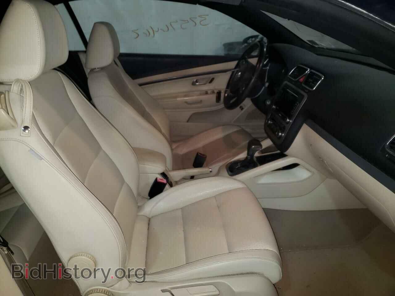 2011 VOLKSWAGEN EOS - VIN: WVWBA7AH4BV002102 - Фото 5
