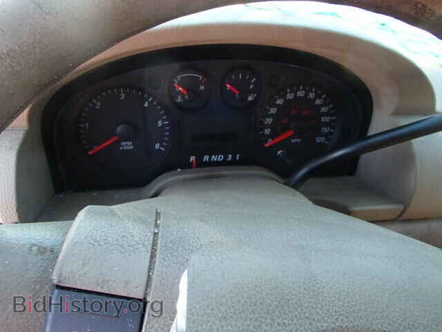 2004 FORD FREESTAR - VIN: 2FMZA57664BB00583 - Фото 8