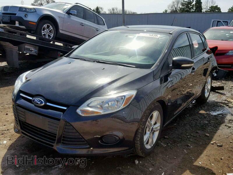 2014 Ford FOCUS SE (VIN 1FADP3K29EL143277) — фото 2 из 10