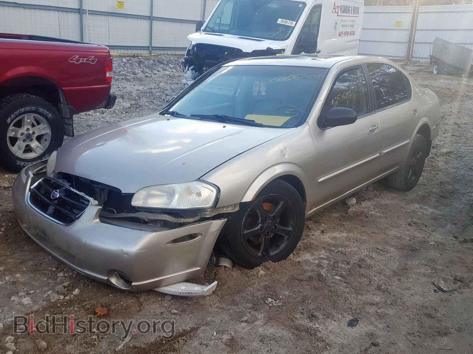2000 NISSAN MAXIMA - VIN: JN1CA31A1YT210400 - Photo 2