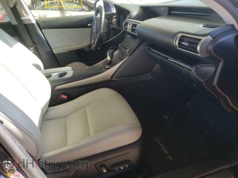 2015 Lexus IS (VIN JTHBE1D24F5015350) — photo 5 of 10