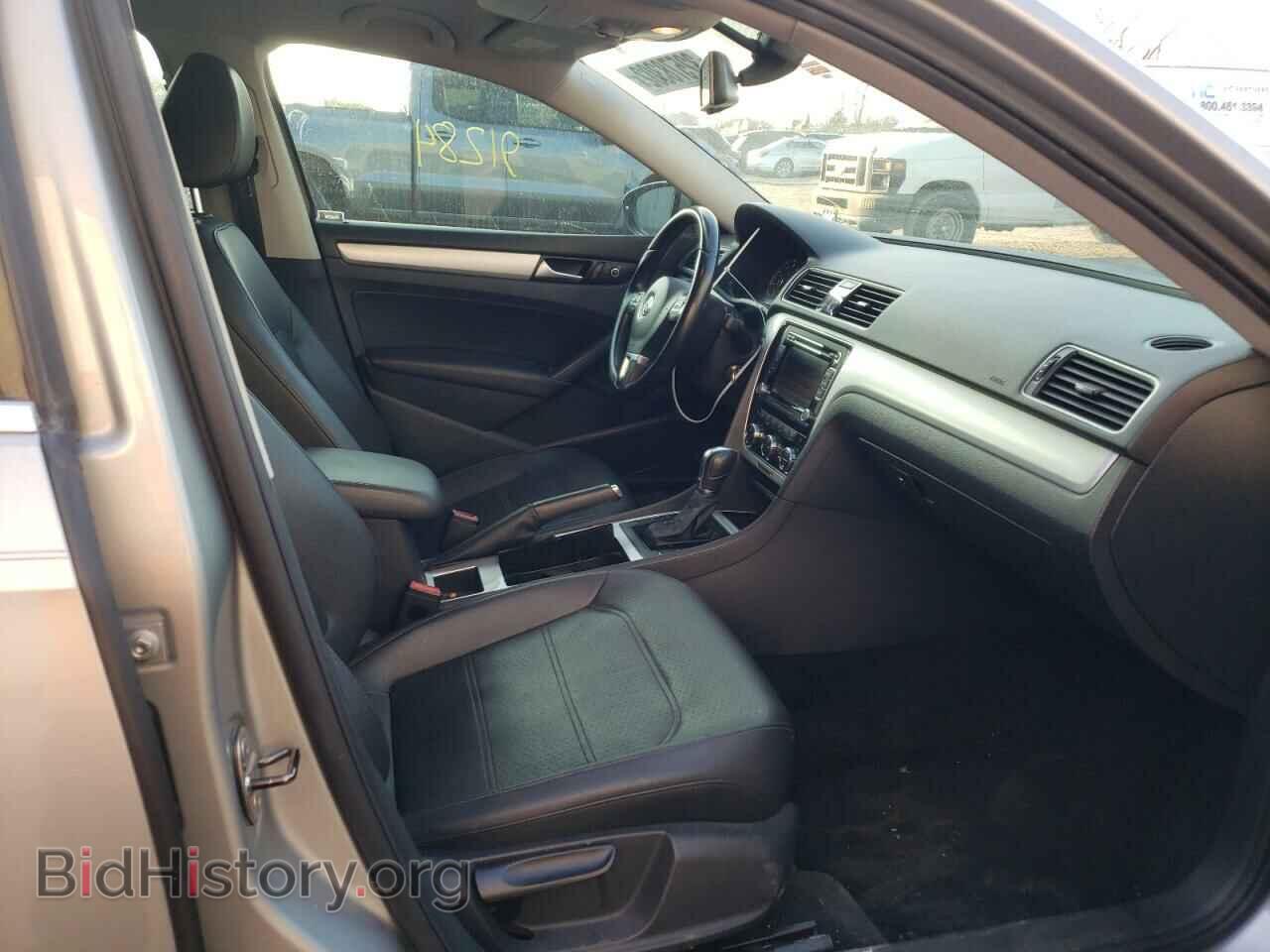 2012 VOLKSWAGEN PASSAT - VIN: 1VWBP7A36CC058071 - Фото 5